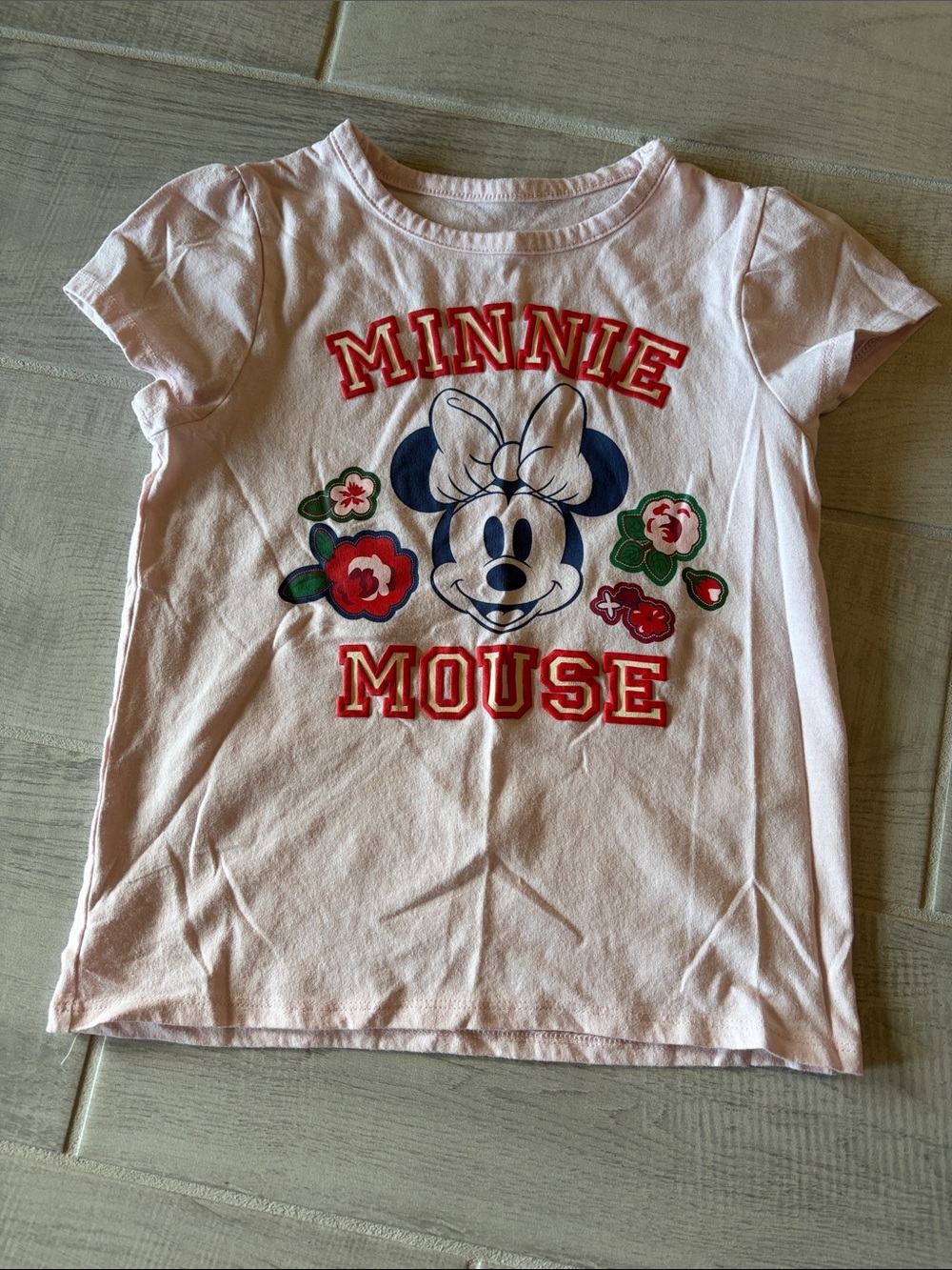 Disney Pink Minnie Mouse Graphic Tee with Floral Accents